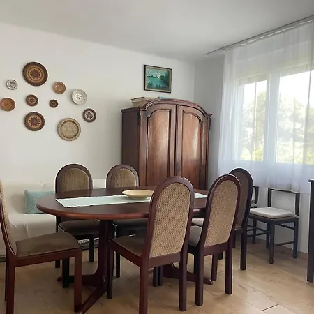Topart Vendeghaz Balatongyoeroek, Lakeside House