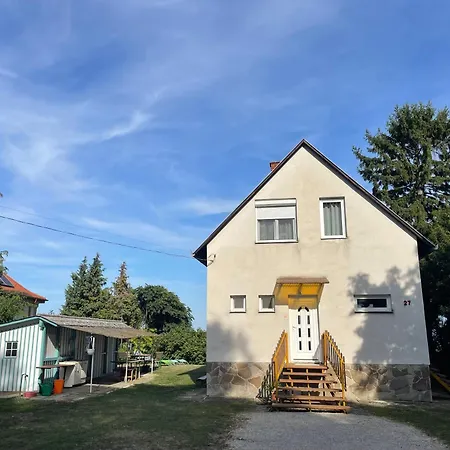 Topart Vendeghaz Balatongyoeroek, Lakeside House Балатондьёрёк